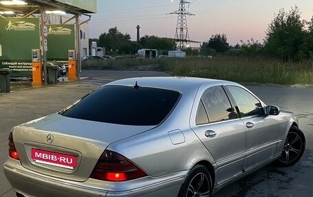 Mercedes-Benz S-Класс, 2001 год, 245 000 рублей, 2 фотография