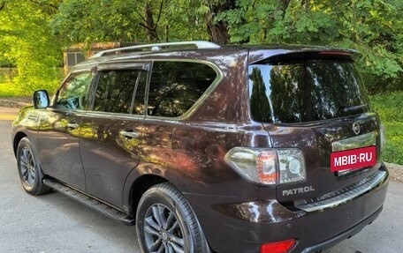 Nissan Patrol, 2011 год, 2 500 000 рублей, 6 фотография