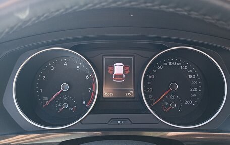 Volkswagen Tiguan II, 2018 год, 2 550 000 рублей, 10 фотография
