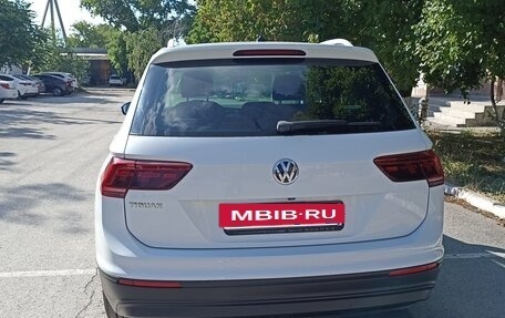 Volkswagen Tiguan II, 2018 год, 2 550 000 рублей, 4 фотография