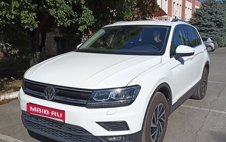 Volkswagen Tiguan II, 2018 год, 2 550 000 рублей, 2 фотография