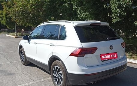 Volkswagen Tiguan II, 2018 год, 2 550 000 рублей, 5 фотография