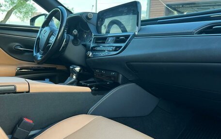 Lexus ES VII, 2022 год, 4 100 000 рублей, 8 фотография