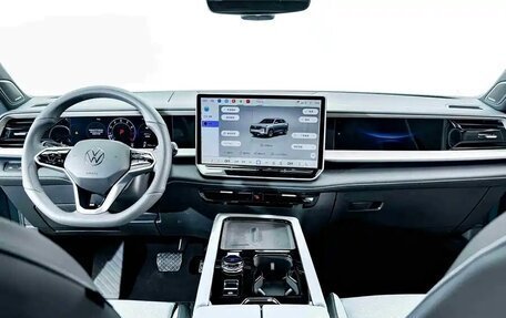 Volkswagen Teramont, 2025 год, 5 721 000 рублей, 6 фотография