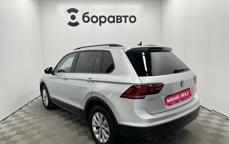 Volkswagen Tiguan II, 2019 год, 2 280 000 рублей, 6 фотография