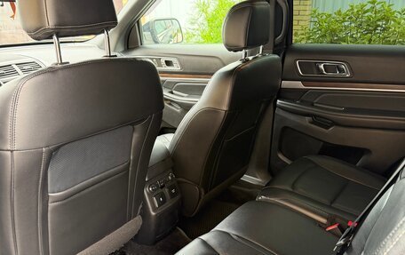 Ford Explorer VI, 2016 год, 2 741 000 рублей, 17 фотография