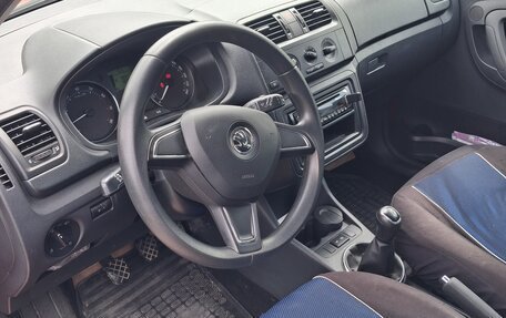 Skoda Fabia II, 2014 год, 750 000 рублей, 3 фотография