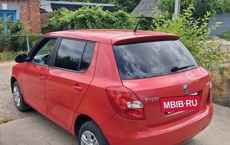 Skoda Fabia II, 2014 год, 750 000 рублей, 5 фотография