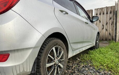 Hyundai Solaris II рестайлинг, 2012 год, 590 000 рублей, 13 фотография