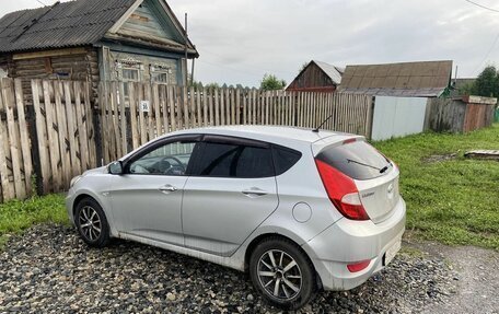 Hyundai Solaris II рестайлинг, 2012 год, 590 000 рублей, 17 фотография