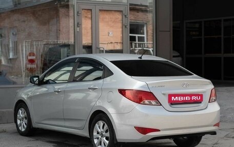 Hyundai Solaris II рестайлинг, 2016 год, 900 000 рублей, 7 фотография