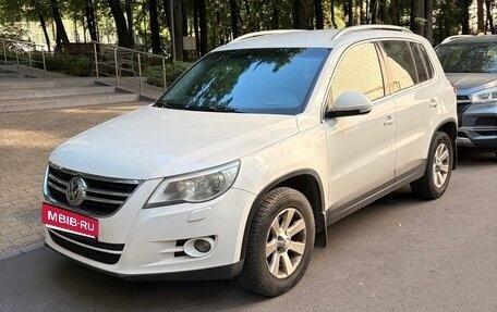 Volkswagen Tiguan I, 2009 год, 860 000 рублей, 1 фотография