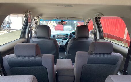 Toyota Wish II, 2003 год, 635 000 рублей, 15 фотография