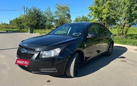 Chevrolet Cruze II, 2011 год, 515 000 рублей, 5 фотография