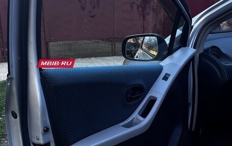 Toyota Vitz, 2005 год, 480 000 рублей, 10 фотография