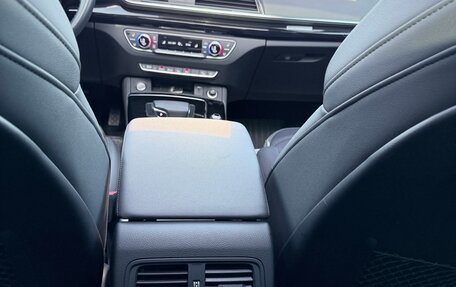 Audi Q5, 2021 год, 5 000 000 рублей, 16 фотография