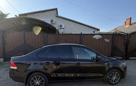 Volkswagen Polo VI (EU Market), 2011 год, 695 000 рублей, 3 фотография