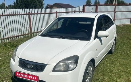 KIA Rio II, 2011 год, 530 000 рублей, 2 фотография