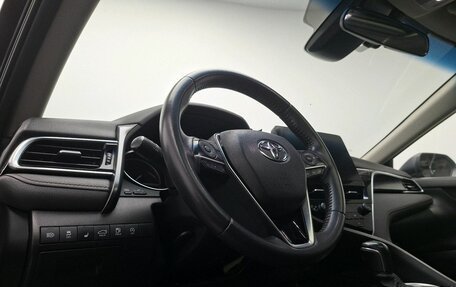 Toyota Camry, 2021 год, 2 867 000 рублей, 17 фотография