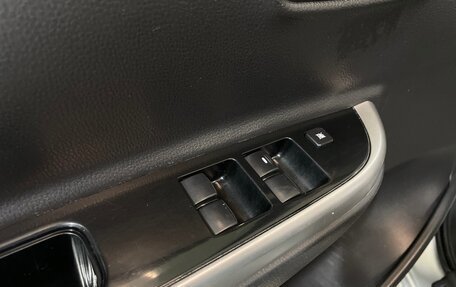 Mitsubishi L200 IV рестайлинг, 2021 год, 2 850 000 рублей, 11 фотография