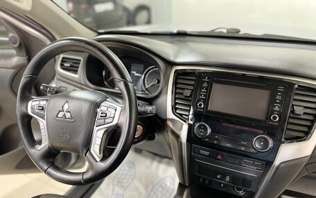 Mitsubishi L200 IV рестайлинг, 2021 год, 2 850 000 рублей, 19 фотография