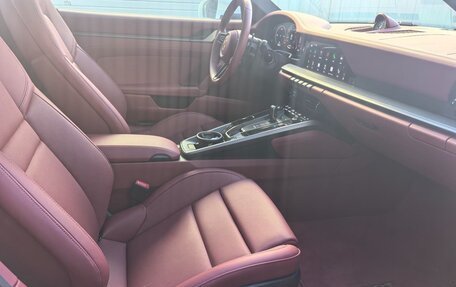 Porsche 911, 2024 год, 26 999 000 рублей, 10 фотография