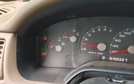 Ford Explorer III, 2002 год, 830 000 рублей, 29 фотография