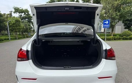 Mercedes-Benz A-Класс, 2022 год, 1 870 098 рублей, 8 фотография