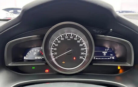 Mazda CX-4, 2023 год, 2 230 100 рублей, 12 фотография