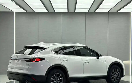 Mazda CX-4, 2023 год, 2 230 100 рублей, 6 фотография
