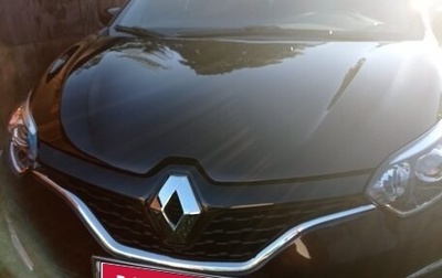Renault Kaptur I рестайлинг, 2017 год, 2 000 000 рублей, 1 фотография