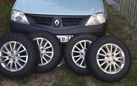 Renault Logan I, 2007 год, 335 000 рублей, 2 фотография