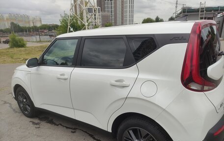 KIA Soul III, 2022 год, 2 150 000 рублей, 3 фотография