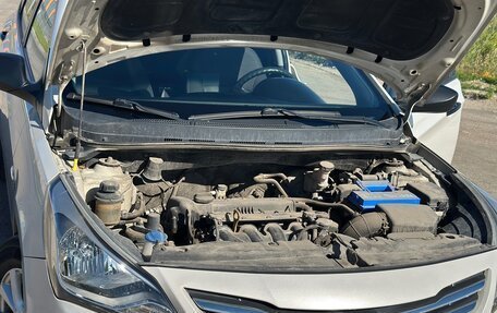 Hyundai Solaris II рестайлинг, 2015 год, 1 350 000 рублей, 7 фотография