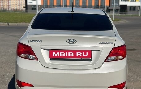 Hyundai Solaris II рестайлинг, 2015 год, 1 350 000 рублей, 4 фотография