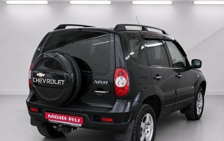 Chevrolet Niva I рестайлинг, 2018 год, 650 000 рублей, 4 фотография