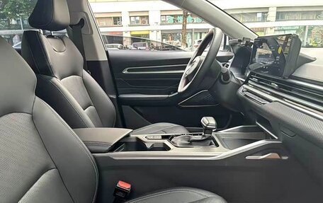 Geely Emgrand, 2022 год, 958 000 рублей, 6 фотография