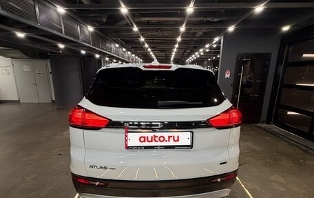 Geely Atlas, 2022 год, 1 920 000 рублей, 7 фотография