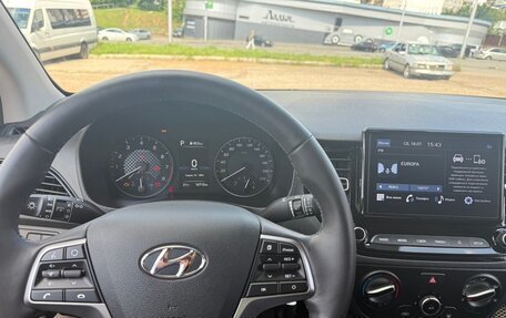Hyundai Solaris II рестайлинг, 2022 год, 2 250 000 рублей, 12 фотография