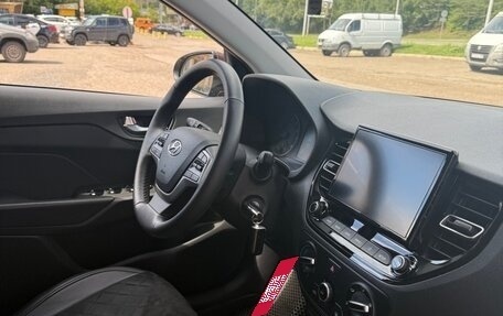 Hyundai Solaris II рестайлинг, 2022 год, 2 250 000 рублей, 14 фотография