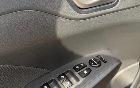 Hyundai Solaris II рестайлинг, 2022 год, 2 250 000 рублей, 24 фотография