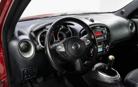 Nissan Juke II, 2011 год, 905 000 рублей, 10 фотография