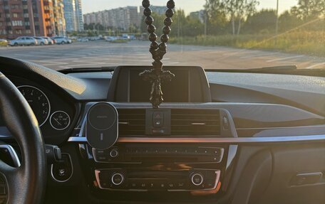 BMW 3 серия, 2017 год, 2 390 000 рублей, 10 фотография