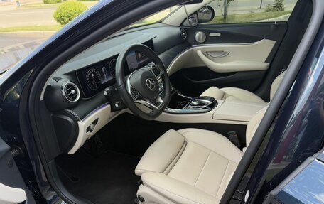 Mercedes-Benz E-Класс, 2016 год, 2 825 000 рублей, 17 фотография