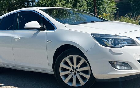 Opel Astra J, 2010 год, 555 000 рублей, 12 фотография