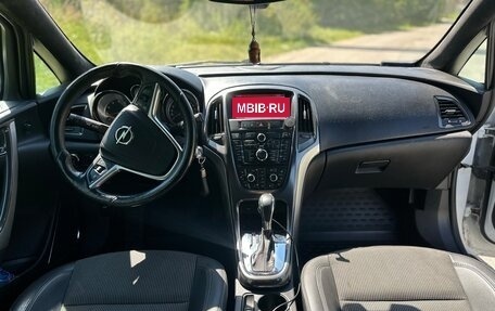 Opel Astra J, 2010 год, 555 000 рублей, 9 фотография
