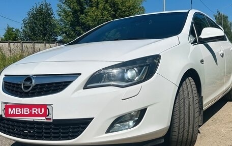 Opel Astra J, 2010 год, 555 000 рублей, 10 фотография