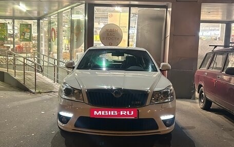 Skoda Octavia RS, 2012 год, 1 400 000 рублей, 13 фотография