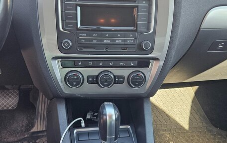 Volkswagen Jetta VI, 2018 год, 1 450 000 рублей, 7 фотография