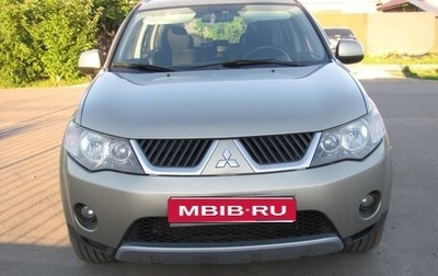 Mitsubishi Outlander III рестайлинг 3, 2008 год, 800 000 рублей, 1 фотография